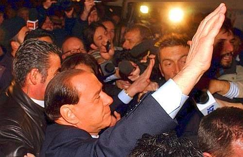 Berlusconi e il fascismo: ma che male hanno fatto gli italiani per avere un politico come questo?