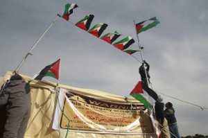 Israele sgombera tendopoli palestinese