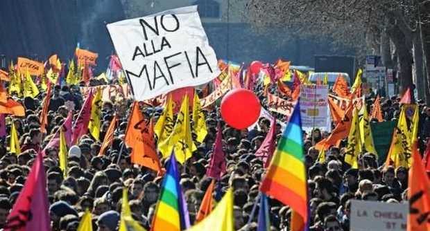 “Un’ora con…” il 24 aprile Articolo 21 Puglia: mafie, dal delitto Fonte ai giorni nostri