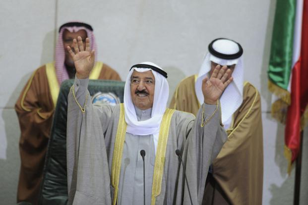 Kuwait, governo propone legge bavaglio. Multe salate per chi offende emiro o principe della corona