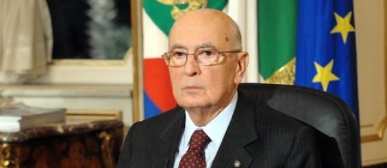 Berlusconi: Napolitano, sentenze si applicano. No crisi governo