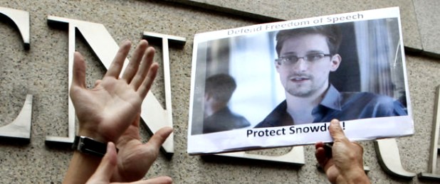 “Salvate il soldato Snowden”, l’uomoche ha svelato il Cybergate mondiale