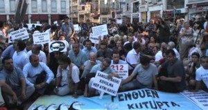 175 giornalisti ad oggi in carcere, 33 sono turchi. Istanbul, proteste in piazza