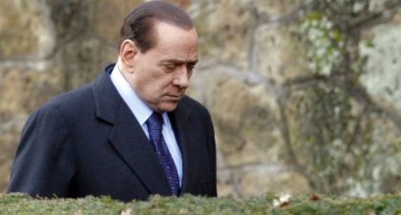Berlusconi, fine del ventennio. Tra 25 luglio e 8 settembre