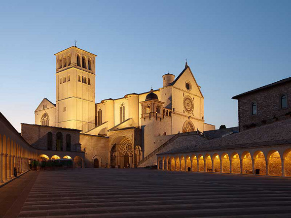 Il cortile di Francesco in diretta da Assisi a Tg1 Dialogo