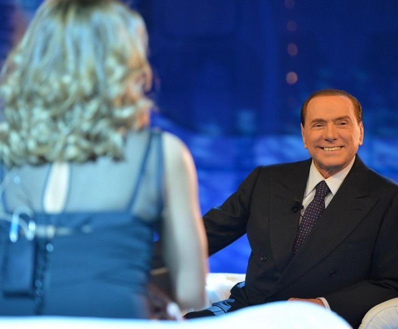 Tv: Art.21, Agcom non dice nulla su Berlusconi dalla D’Urso?