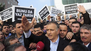 Erdogan chiude le porte all’Europa e alla libertà di espressione