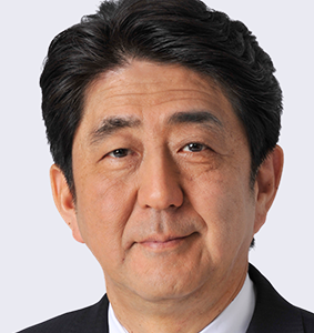 Giappone: la destra di Shinzo Abe tra intolleranza e autocensura