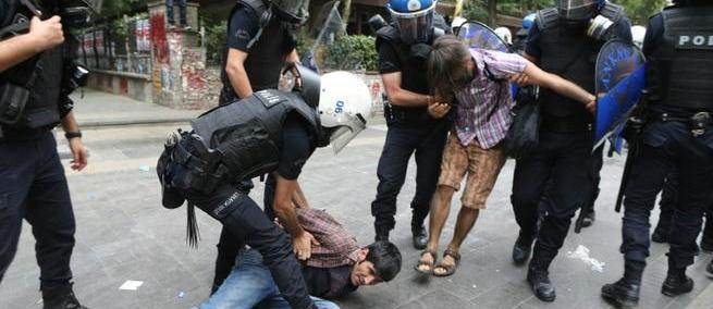 Turchia, arrestati tre giornalisti di Vice