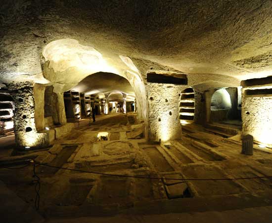 Le Catacombe di San Gennaro e il percorso per non vedenti