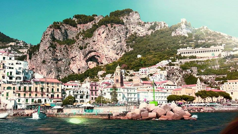 Amalfi, luogo del cuore: quanto cemento tra terrazze e mare