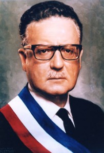 45 anni eletto presidente del Cile Salvador Allende
