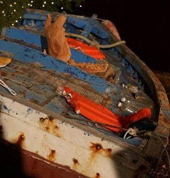 “Puniti” per aver soccorso i naufraghi, scatta il fermo per due navi delle Ong