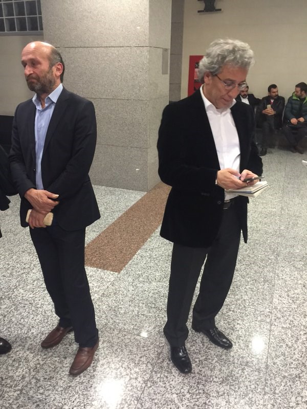 Processo a porte chiuse per i giornalisti di Cumhuriyet, rischio condanna a ergastolo