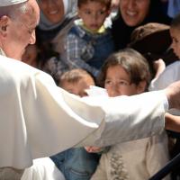 Lesbo, il grande gesto di Papa Francesco