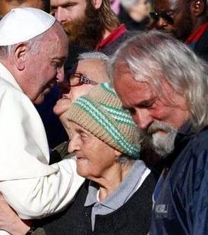 Homeless senza residenza scrivono a Papa Francesco