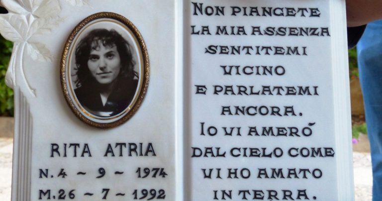 Rita Atria, suicidata ventiquattro anni fa dalla mafia e dall’omertà