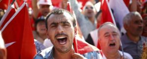 Turchia, il bavaglio che unifica golpe e controgolpe