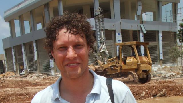 Libia, ucciso l’olandese Jeroen Oerlemans, fotoreporter di guerra