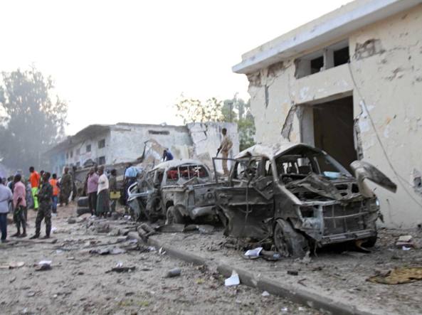 Somalia, nuovi attacchi di al-Shabaab. Ventisette morti a Mogadiscio