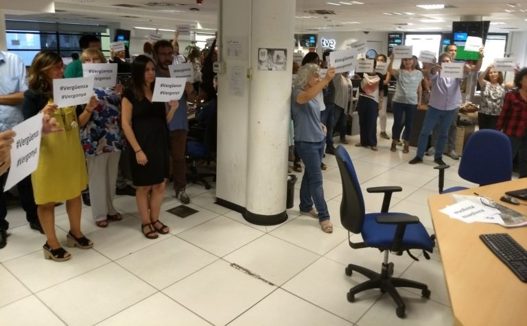 Catalogna: TV pubblica censura violenze, dopo proteste giornalisti aperta inchiesta