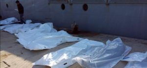 Ancora morti nel Mediterraneo. Il Centro Astalli: attivare un piano di soccorso ad ampio raggio