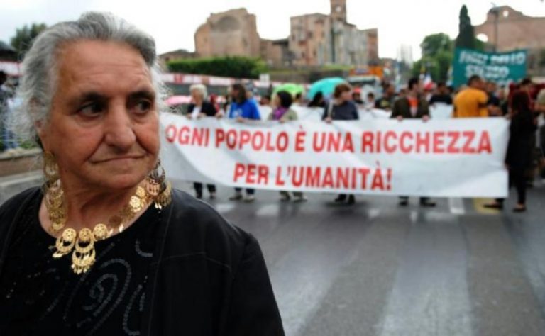 Oggi rom e sinti in piazza contro i rischi di deriva xenofoba