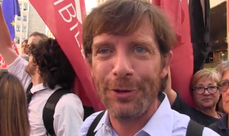 La bella, e numerosa, piazza di Milano è stata un successo. Civati: ieri un giorno importante
