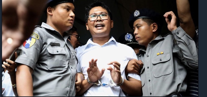 Myanmar, giornalisti Reuters condannati a 7 anni. Indagavano su pulizia etnica