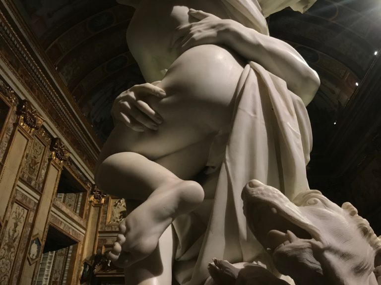 “Bernini”, un documentario sui corpi vivi e sensuali scolpiti dal genio
