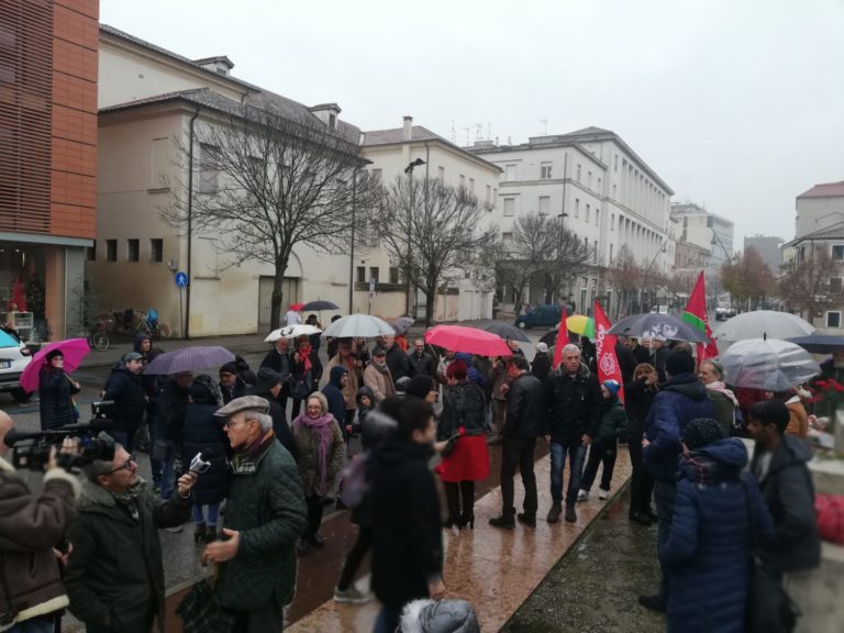 In tanti a Rovigo per onorare la memoria di Giacomo Matteotti