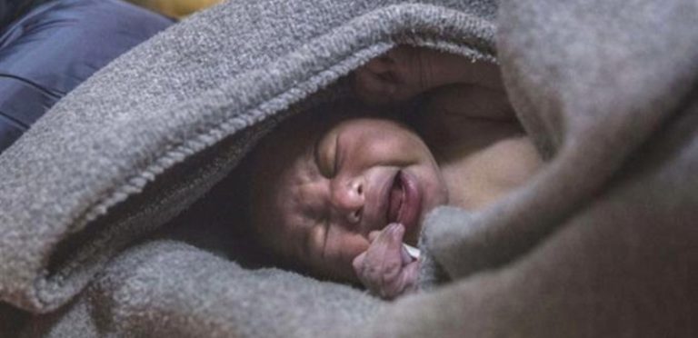 Natale sia occasione per dare centralità, e non perseverare nel rifiuto, all’accoglienza dei profughi