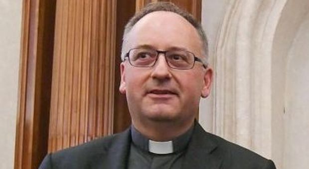 Accuse infondate a Padre Spadaro , “colpevole” perché difende i deboli