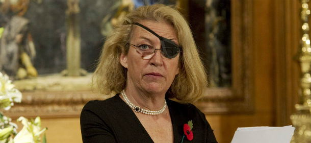 Morte di Marie Colvin in Siria nel 2012: una sentenza condanna Damasco, “la censura attraverso la violenza è una violazione del diritto internazionale”