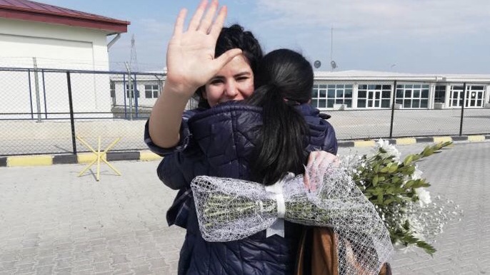 Torna libera Zehra Dogan dopo aver scontato 2 anni e 9 mesi di carcere. Ma in Turchia restano in cella 150 giornalisti