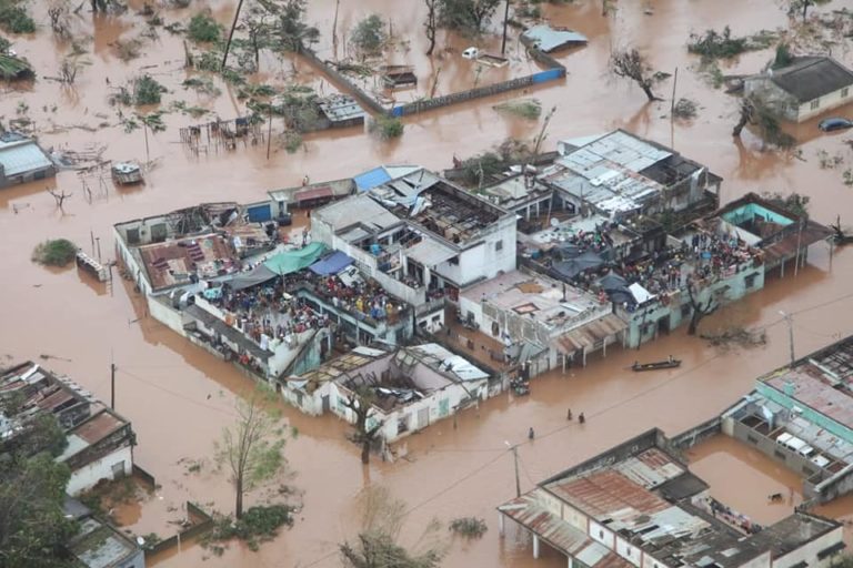 Centinaia di morti. Il ciclone che devasta il poverissimo Mozambico
