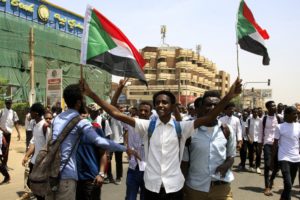 Sudan, massacro di ragazzini che manifestavano pacificamente. Ma il mondo guarda altrove