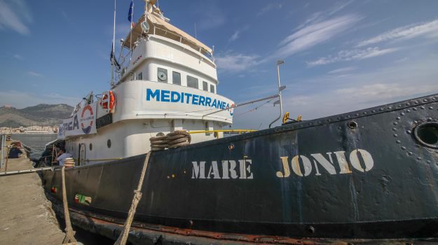 Denuncia di “Mediterranea”: giornalisti e avvocati intercettati anche a Ragusa nel caso Mare Jonio