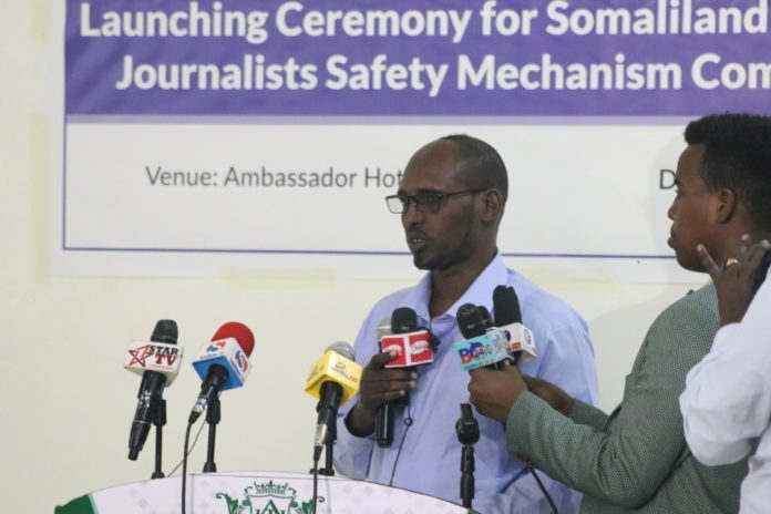 Somaliland, chiusi un portale e una tv, arrestato un giornalista