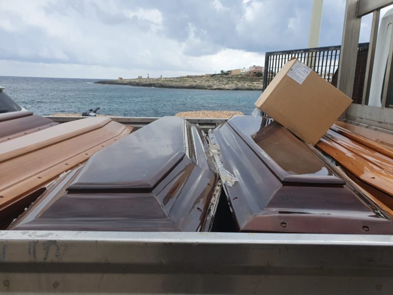 Nuovo naufragio a Lampedusa. Comitato 3 ottobre: 13 le vittime accertate, tutte donne