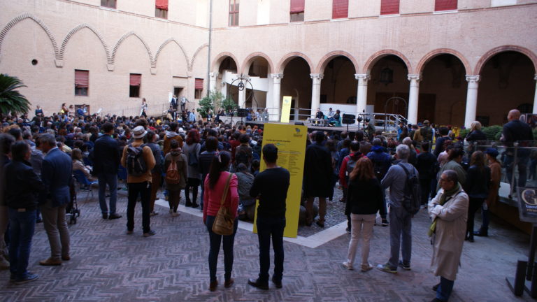 Internazionale a Ferrara: una redazione grande come il Mondo