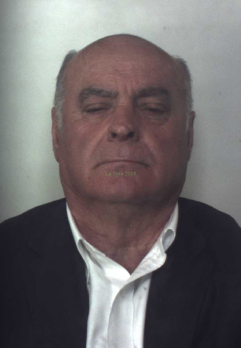 Il mondo al contrario: il deputato condannato che denuncia me!