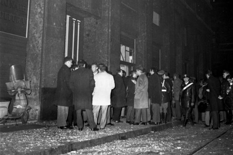 Eccidio di Piazza Fontana. Il Commissario Iuliano aveva capito tutto, fu zittito brutalmente. Dai suoi