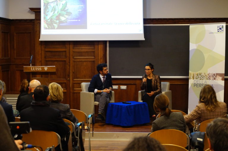 Premio Valeria Solesin a una tesi sulla cura degli animali da parte dell’uomo