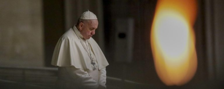 La pace e le lacrime di Papa Francesco