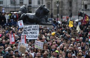 Trafalgar square dice no alle misure anti-contagio