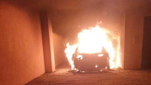 Palmi (RC), incendiata l’auto di Enzo Infantino presidente della fondazione per il progetto Riace