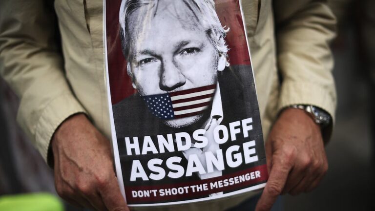 L’inviato delle Nazioni Unite contro la tortura chiede il rilascio immediato di Assange dopo 10 anni di detenzione arbitraria