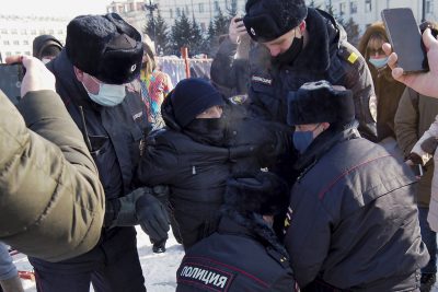 Proteste in Russia, allarme Efj: “Aumentano i casi di violenze contro i giornalisti”