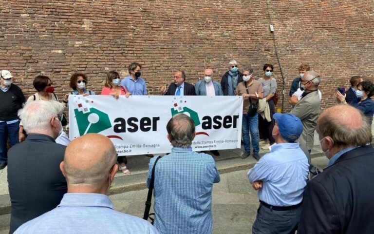 Giornalisti in piazza a Bologna, Aser e Fnsi: «Il tempo sta scadendo, il governo ci ascolti»